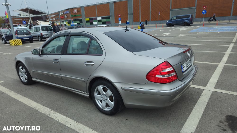 Mercedes-Benz E 200 KOMPRESSOR Automatik Elegance Sport Edition - 23