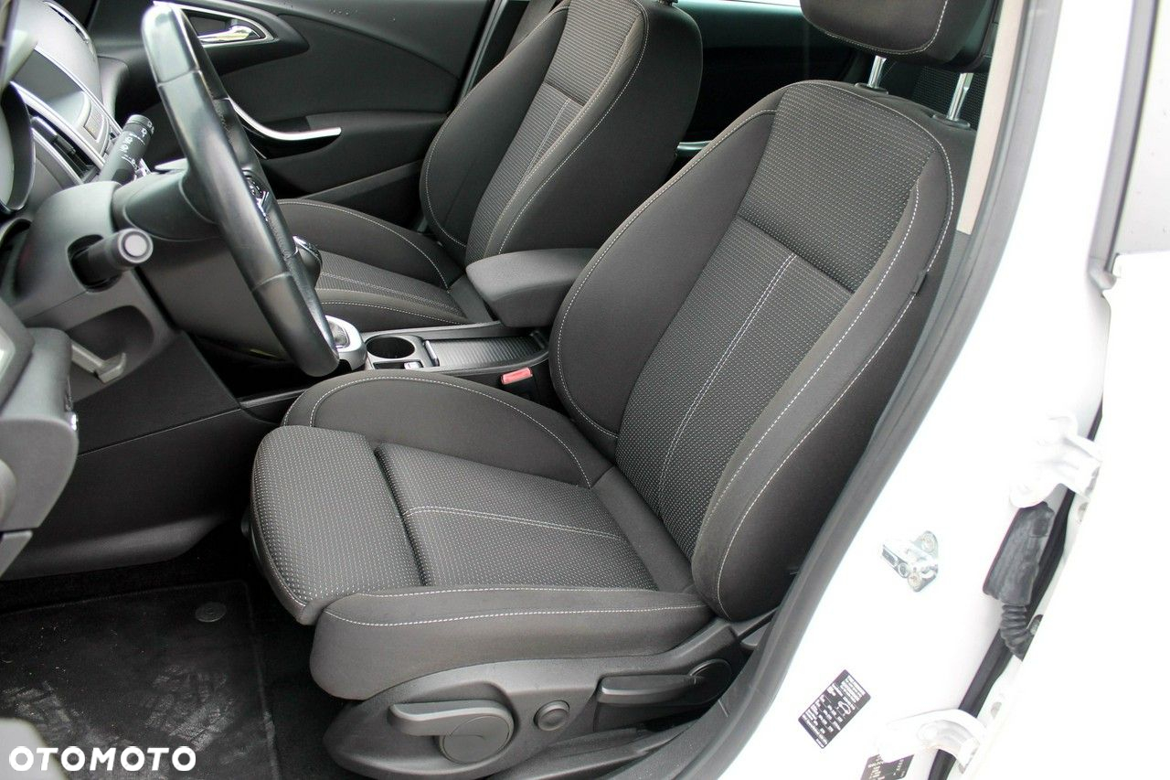 Opel Astra IV 1.4 T Cosmo S&S - 8