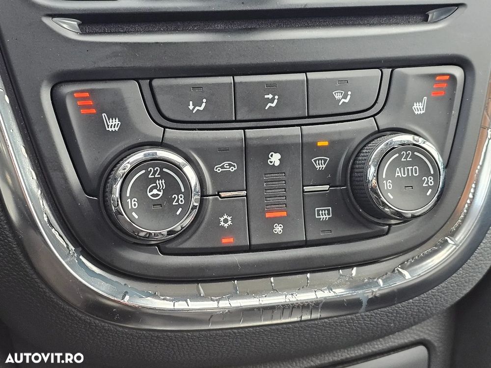 Opel Mokka 1.7 CDTI ECOTEC START/STOP 4x4 Cosmo - 12