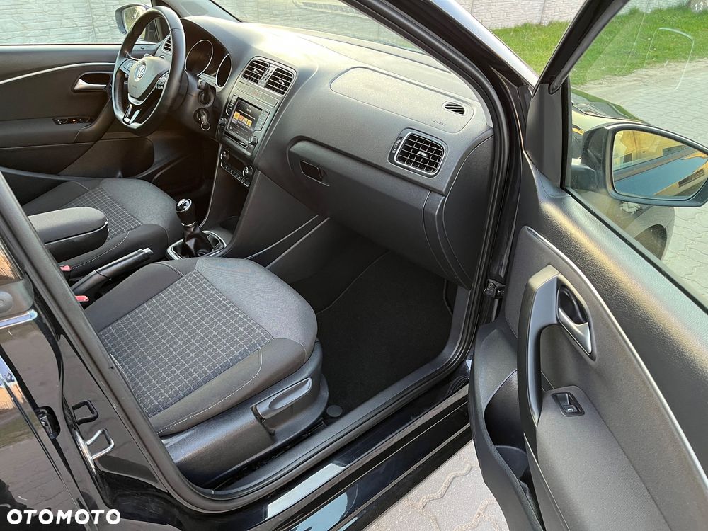 Volkswagen Polo 1.2 TSI (Blue Motion Technology) Comfortline - 23