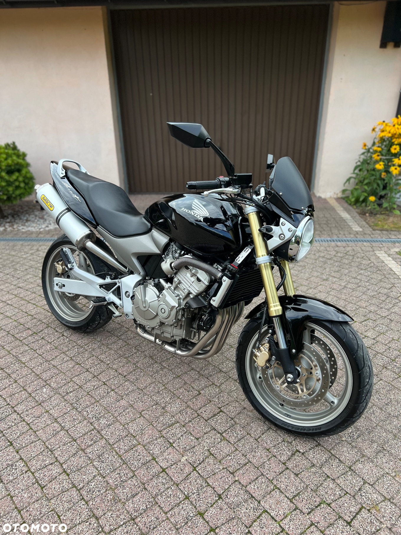 Honda Hornet - 24