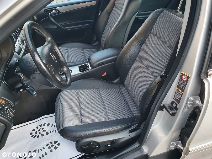Mercedes-Benz Klasa C 180 Kompressor Automatik Avantgarde - 12
