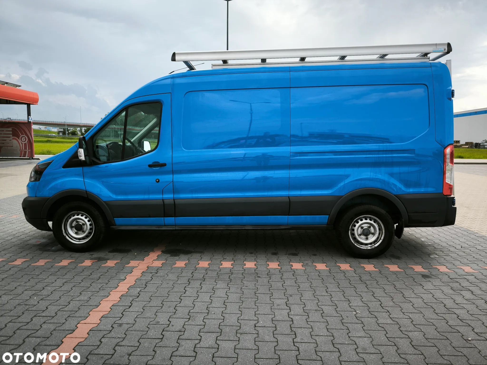 Ford 40000zl +VAT L3H2 2.0 diesel 170KM Manual FWD hak 2.8t - 10