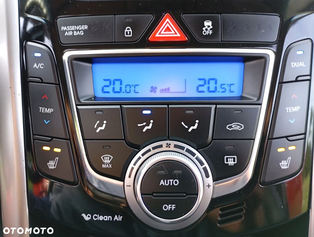 Hyundai i30 1.4 Premium - 15