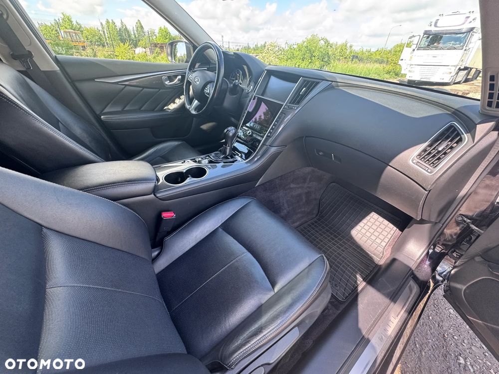 Infiniti Q50 2.2d - 30