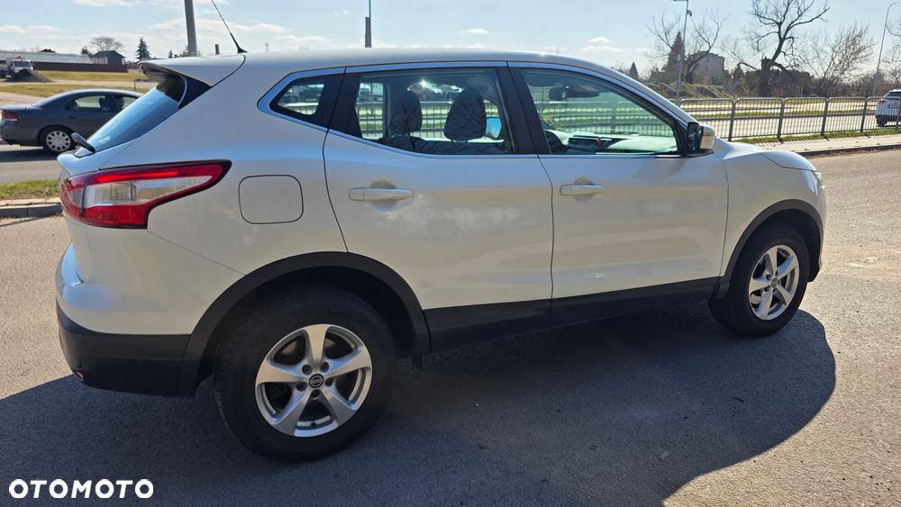 Nissan Qashqai - 4