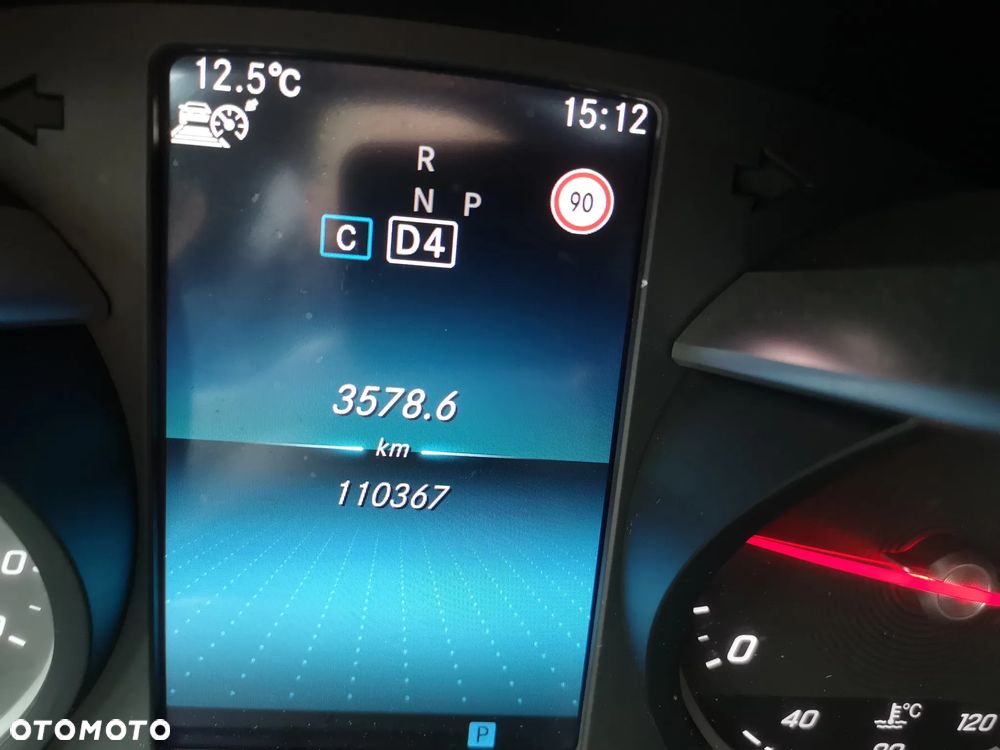 Mercedes-Benz Klasa C 400 4Matic 9G-TRONIC AMG Line - 35