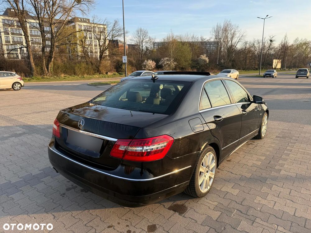 Mercedes-Benz Klasa E - 5