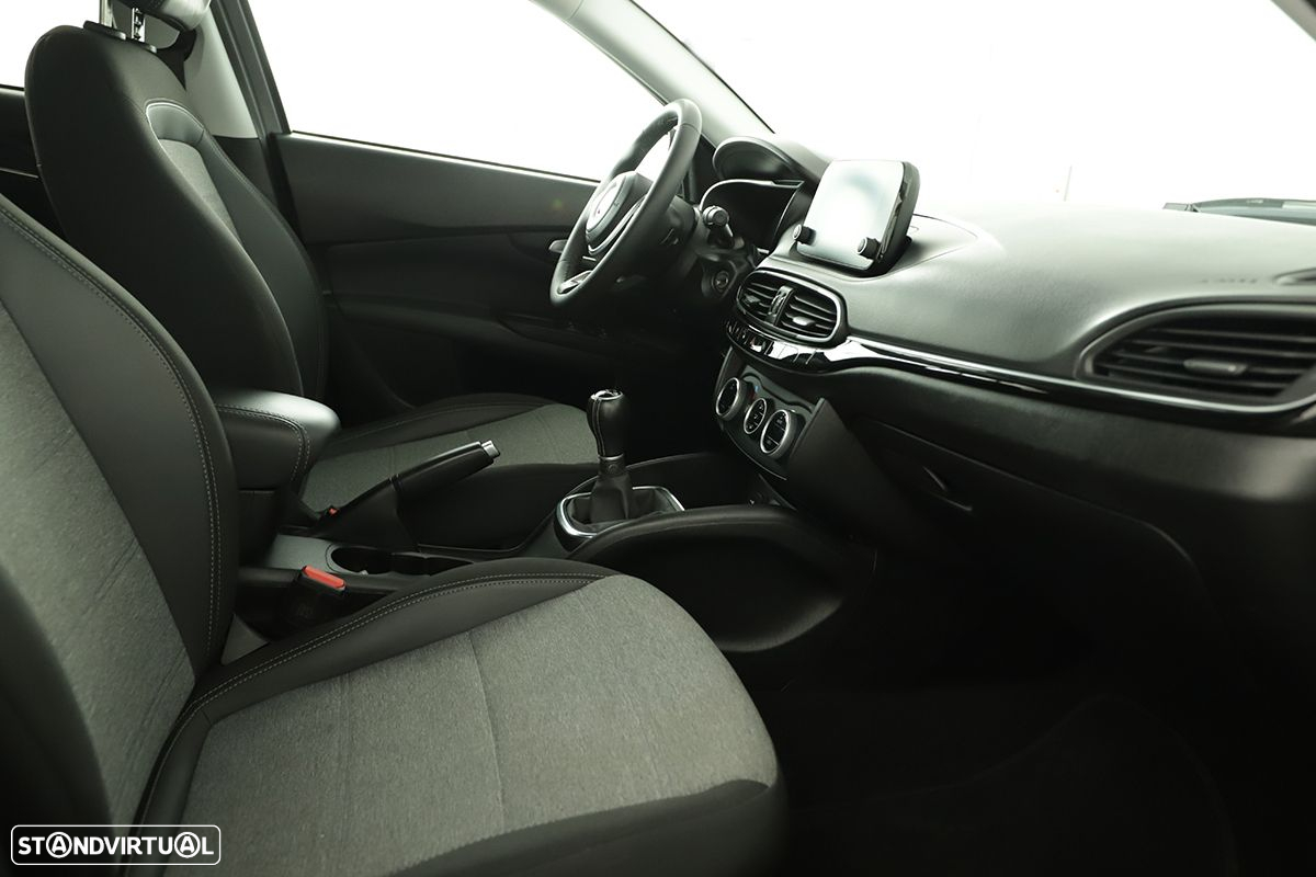 Fiat Tipo Cross 1.0 GSE T3 - 19