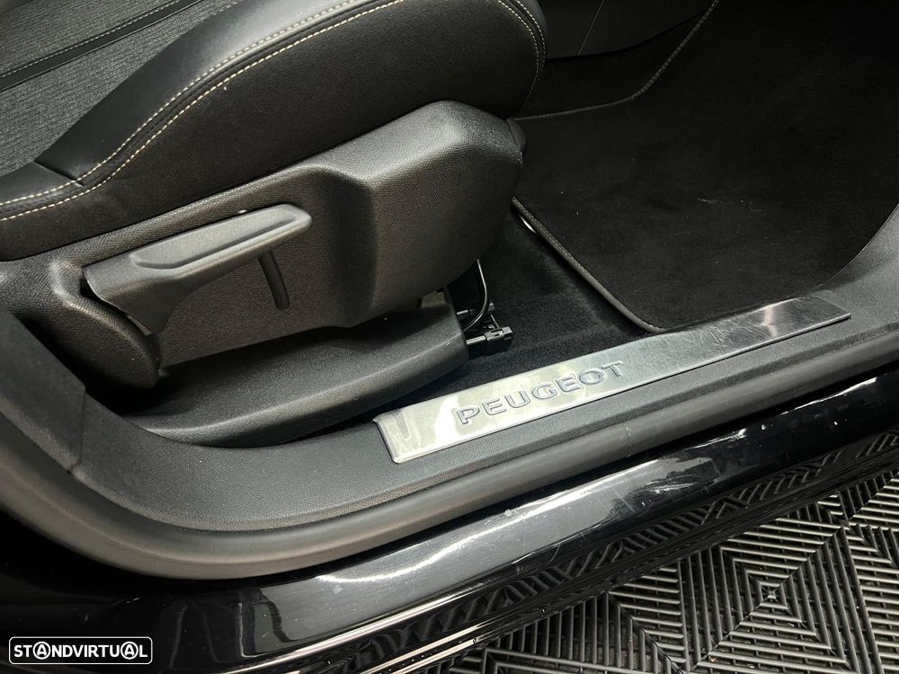 Peugeot 3008 1.5 BlueHDi GT Line - 34