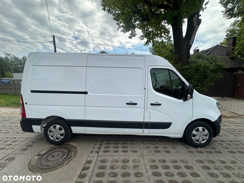 Nissan Interstar - 8