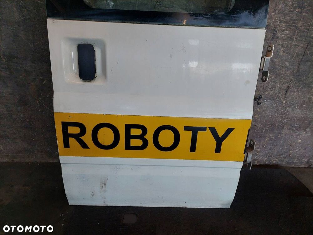 DRZWI KOMPLETNE PRAWY TYŁ FORD TRANSIT V DOKA BIAŁE - 2