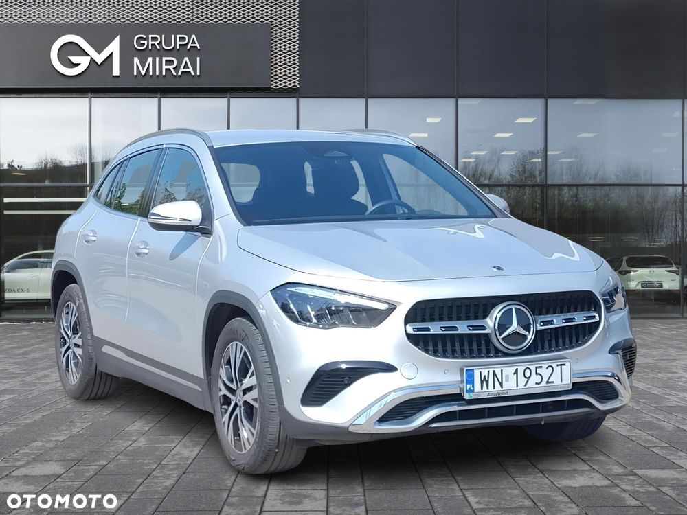 Mercedes-Benz GLA - 7