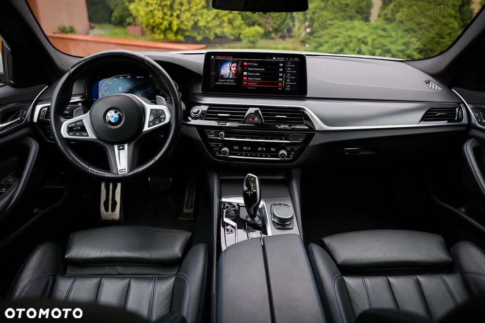 BMW Seria 5 530e M Sport sport - 30