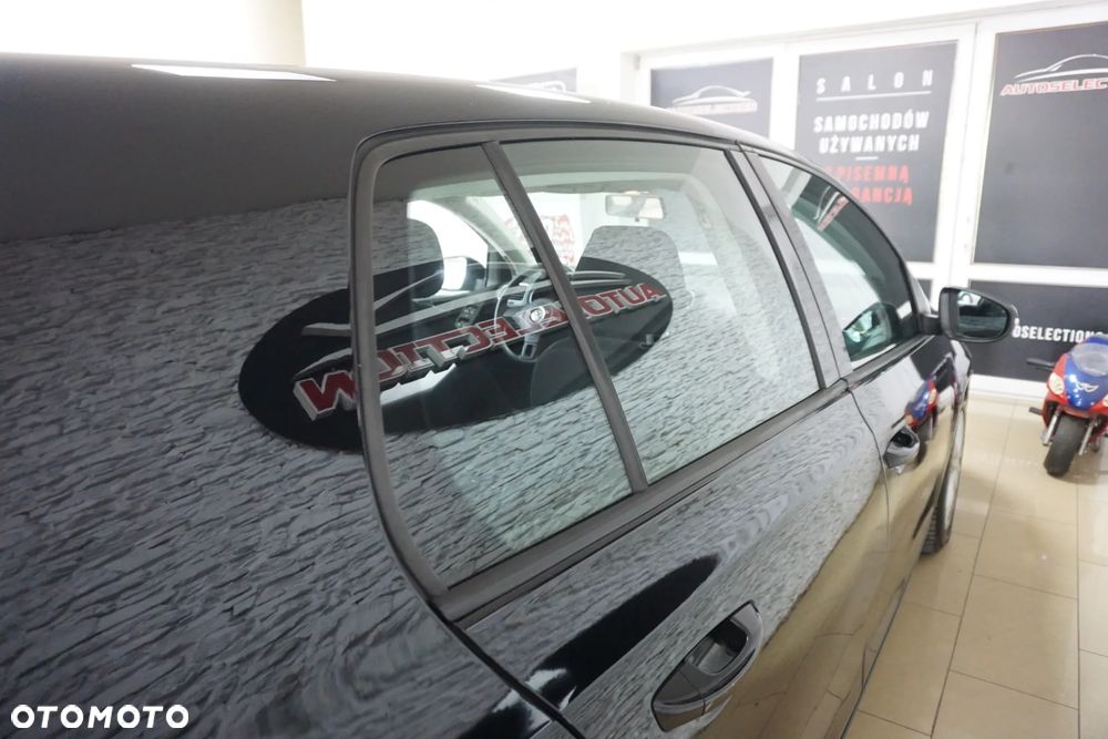 Volkswagen Golf 2.0 TDI DPF Comfortline - 16