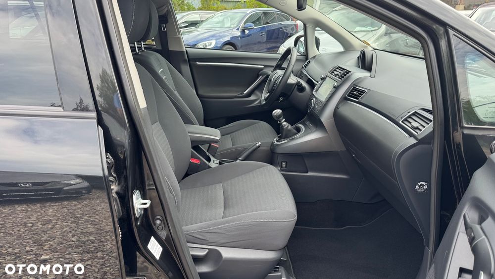 Toyota Verso 1.8 Premium EU5 7os - 30