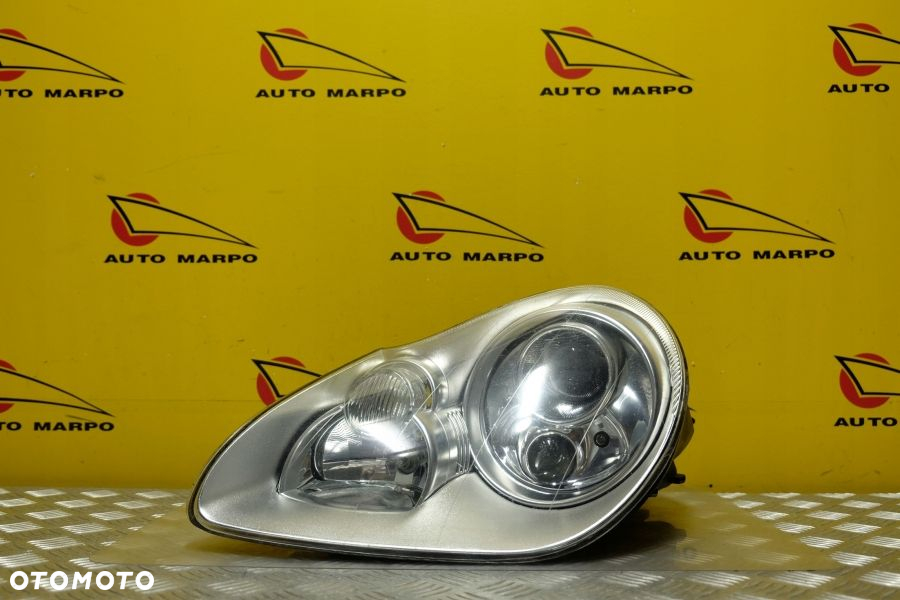 PORSCHE CAYENNE 2003-2006 REFLEKTOR LAMPA XENON EU - 2