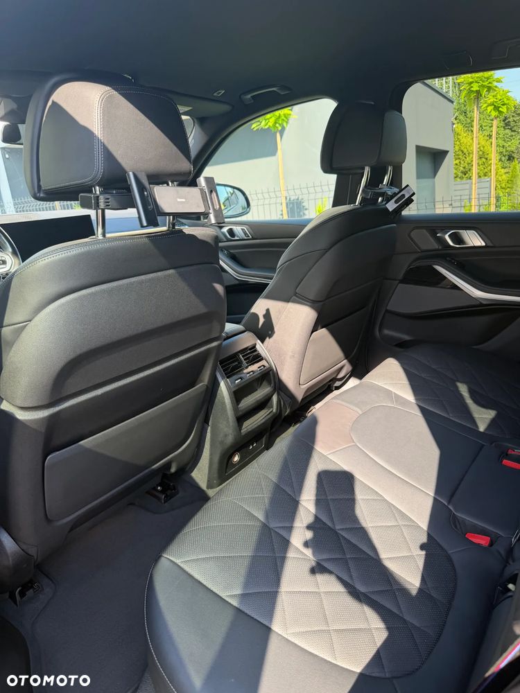 BMW X5 xDrive30d mHEV - 19
