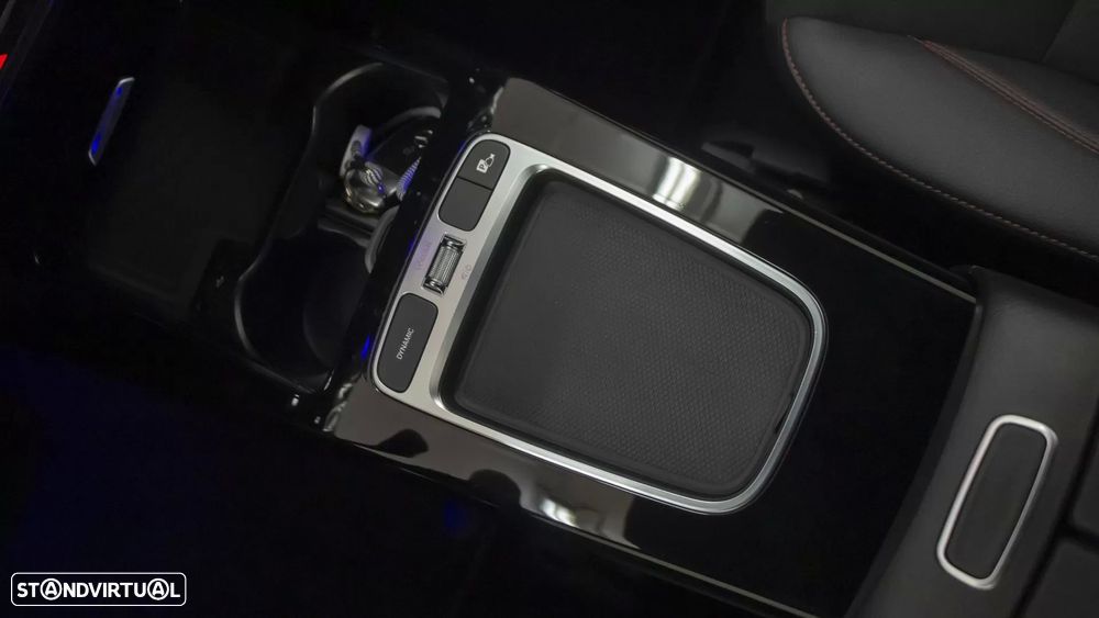 Mercedes-Benz A 200 AMG Line Aut. - 39