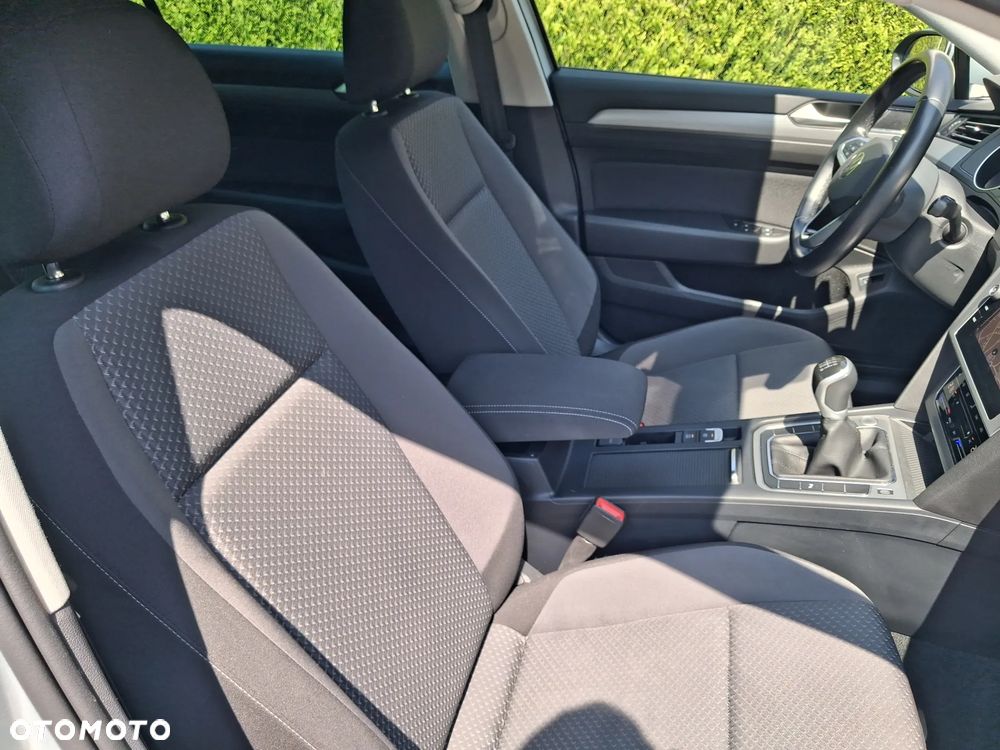 Volkswagen Passat 2.0 TDI EVO Business - 8