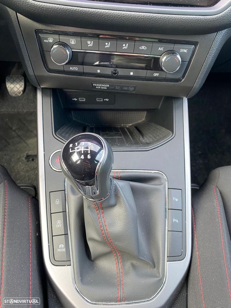 SEAT Arona 1.0 TSI FR - 11