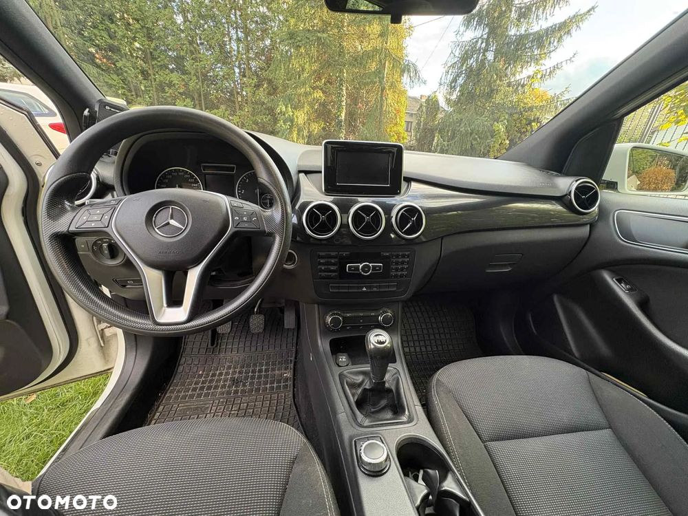 Mercedes-Benz Klasa B 180 CDI - 19