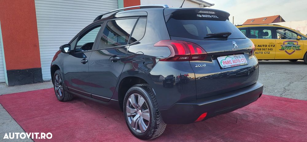 Peugeot 2008 1.2 VTi Access - 8