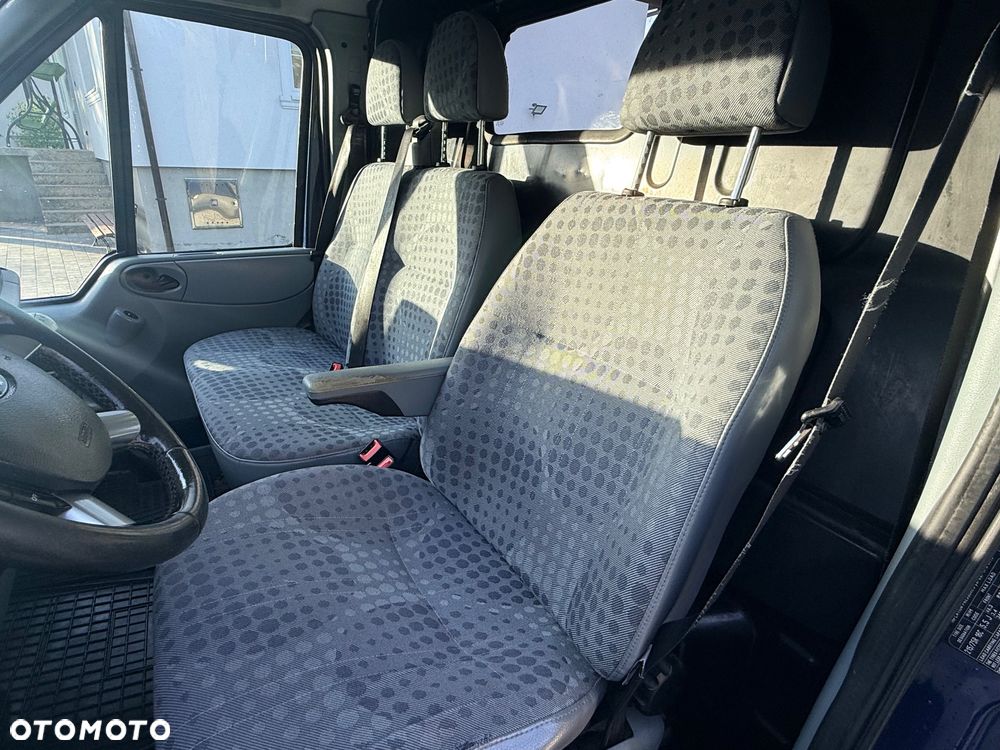 Ford Transit - 19