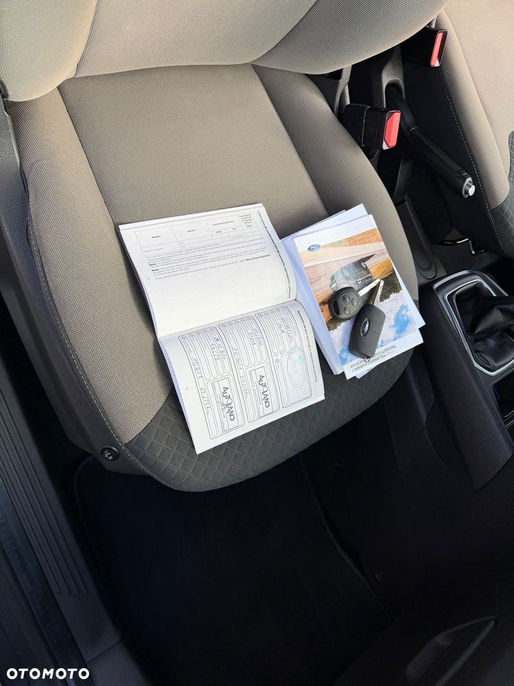 Ford Tourneo Courier 1.0 EcoBoost S&S Titanium - 30