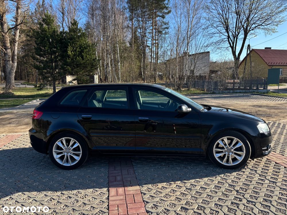 Audi A3 Sportback 2.0 TDI DPF quattro Ambition - 17