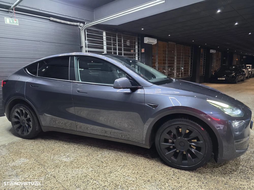 Tesla Model Y Performance Tração Integral - 27