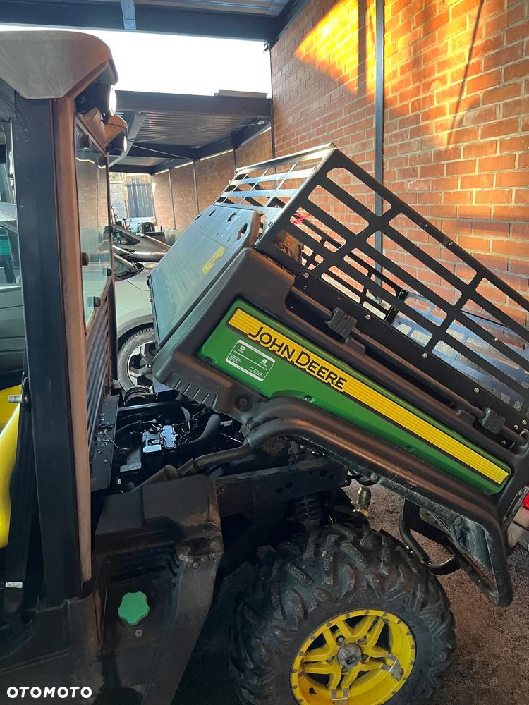 John Deere GATOR - 7