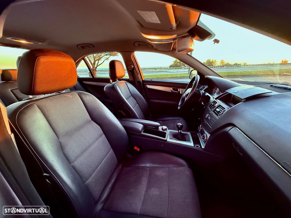 Mercedes-Benz C 220 CDi Avantgarde - 13