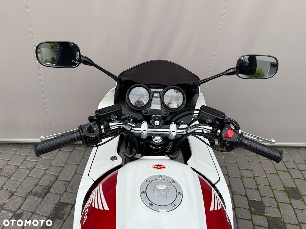 Honda CB - 21