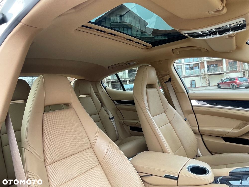 Porsche Panamera Diesel - 25