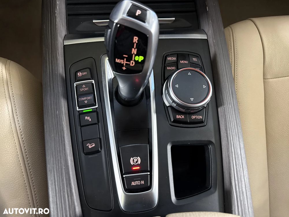 BMW X5 xDrive25d - 17