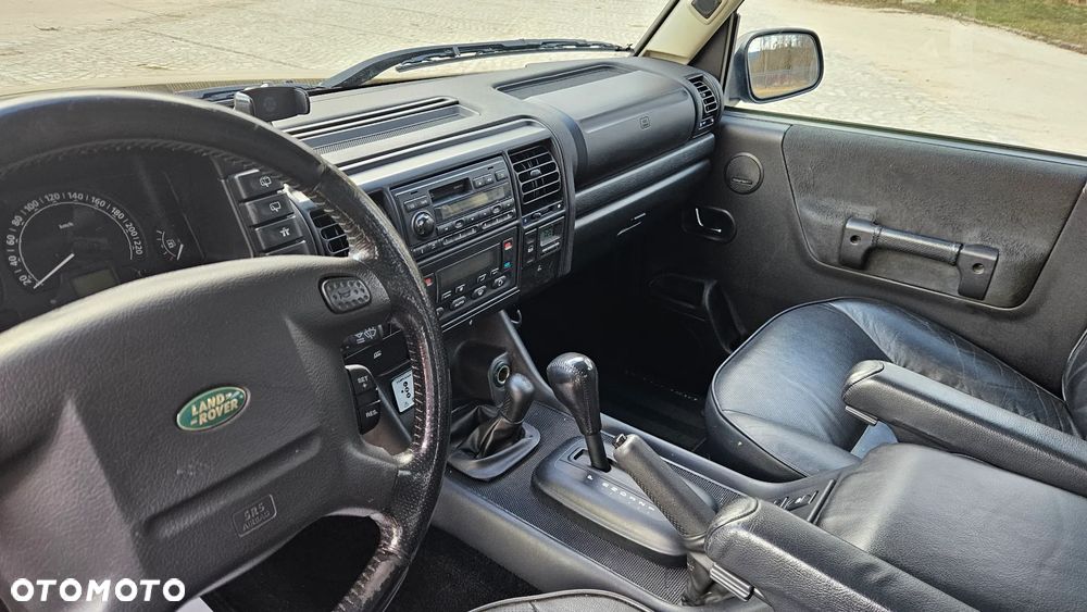 Land Rover Discovery - 27