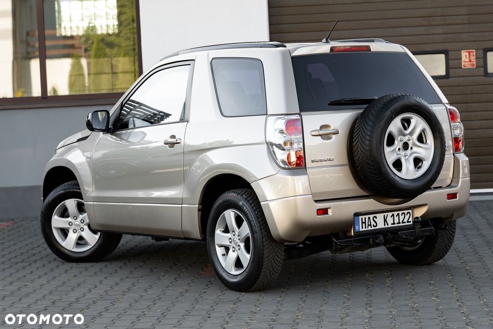 Suzuki Grand Vitara 1.6 Club - 13