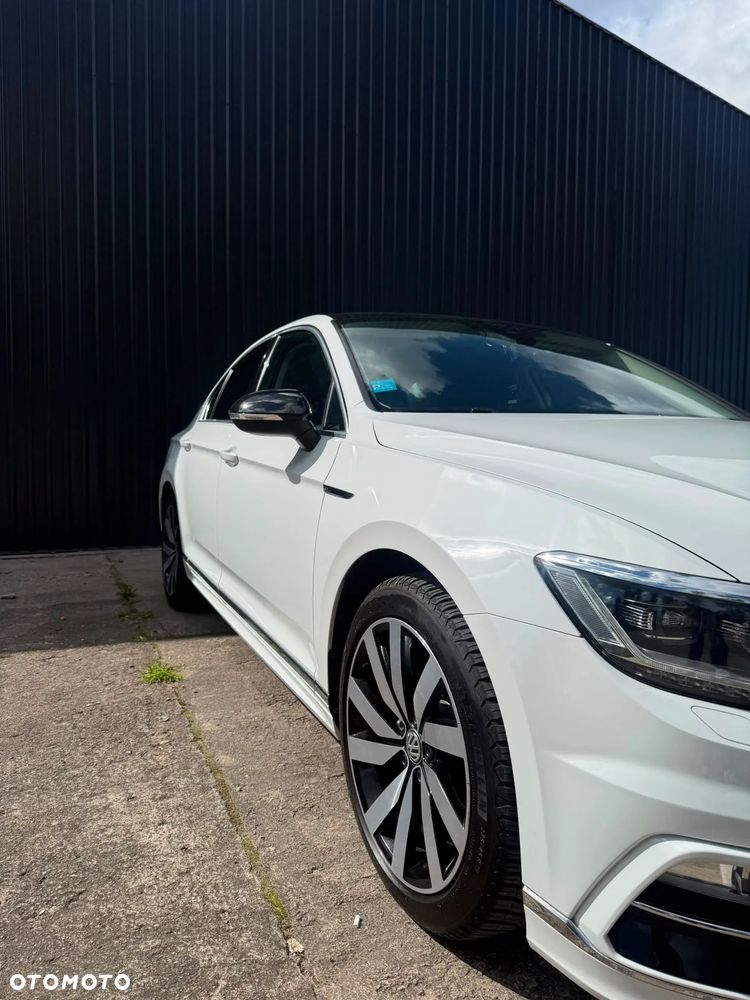 Volkswagen Passat - 5