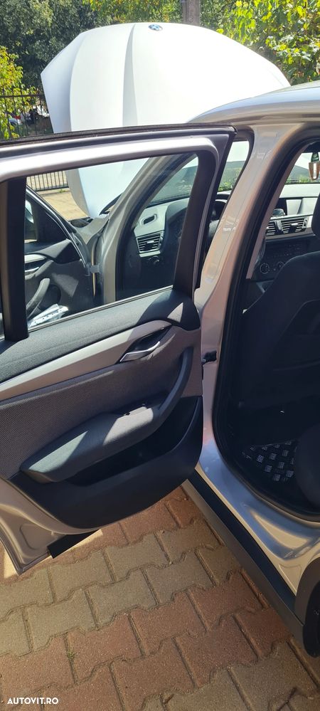 BMW X1 sDrive18d - 14