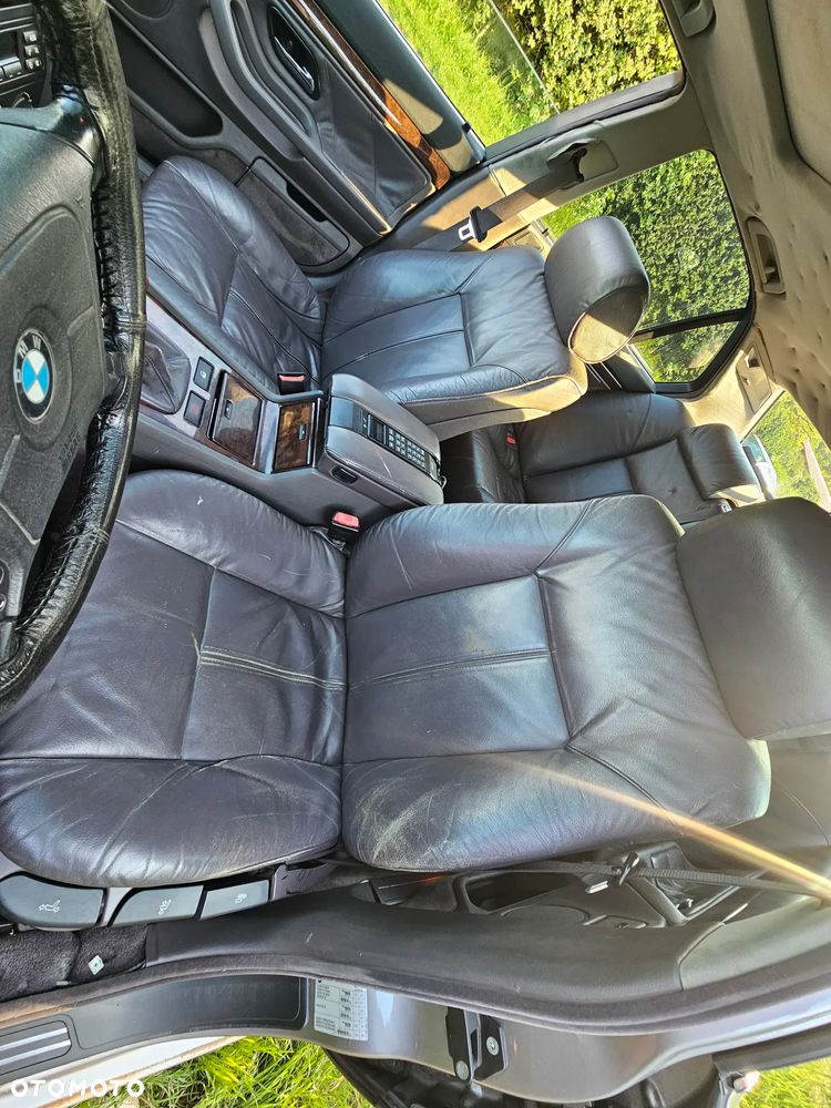 BMW Seria 7 - 7