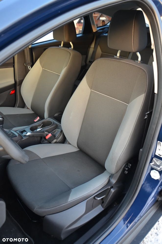 Ford Focus 1.6 Ambiente Start - 10