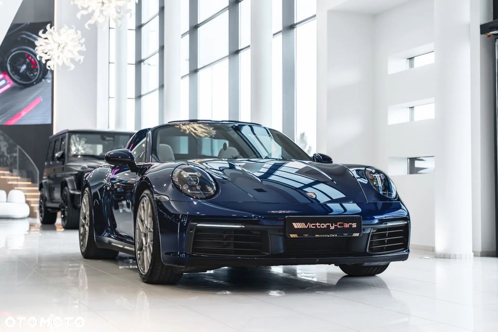 Porsche 911 Targa 4 - 16