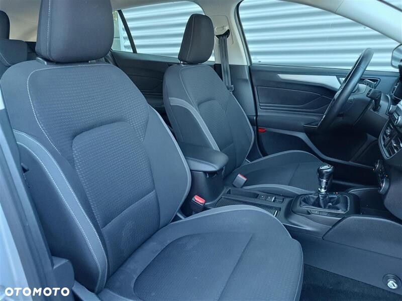 Ford Focus 1.5 EcoBlue SCR Connected - 29