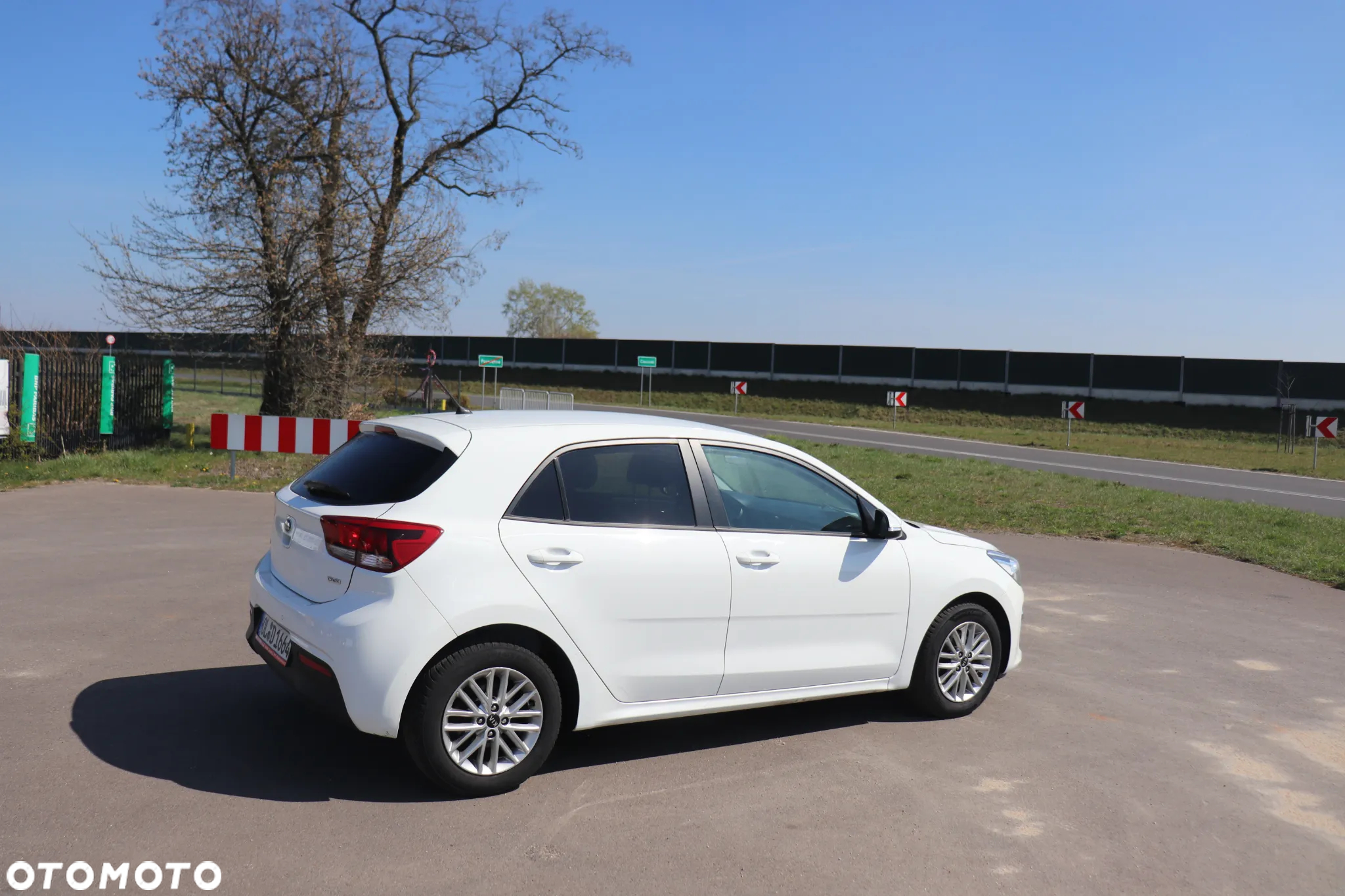 Kia Rio 1.4 CRDi 77 Dream-Team Edition - 9