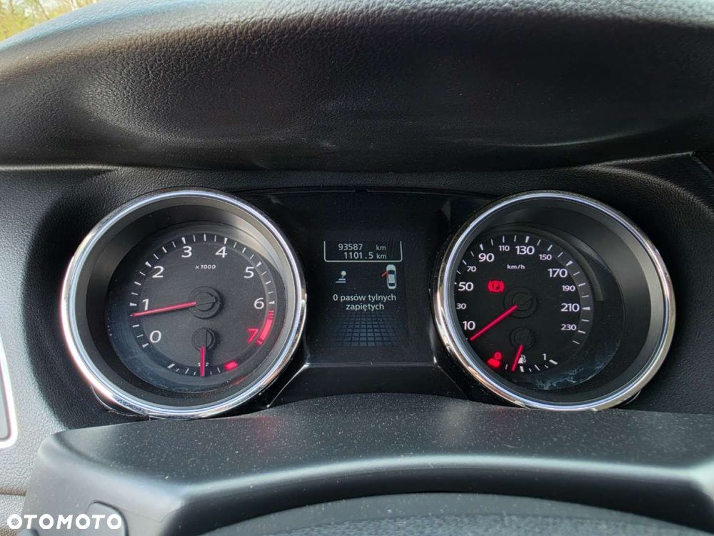 Renault Latitude - 22