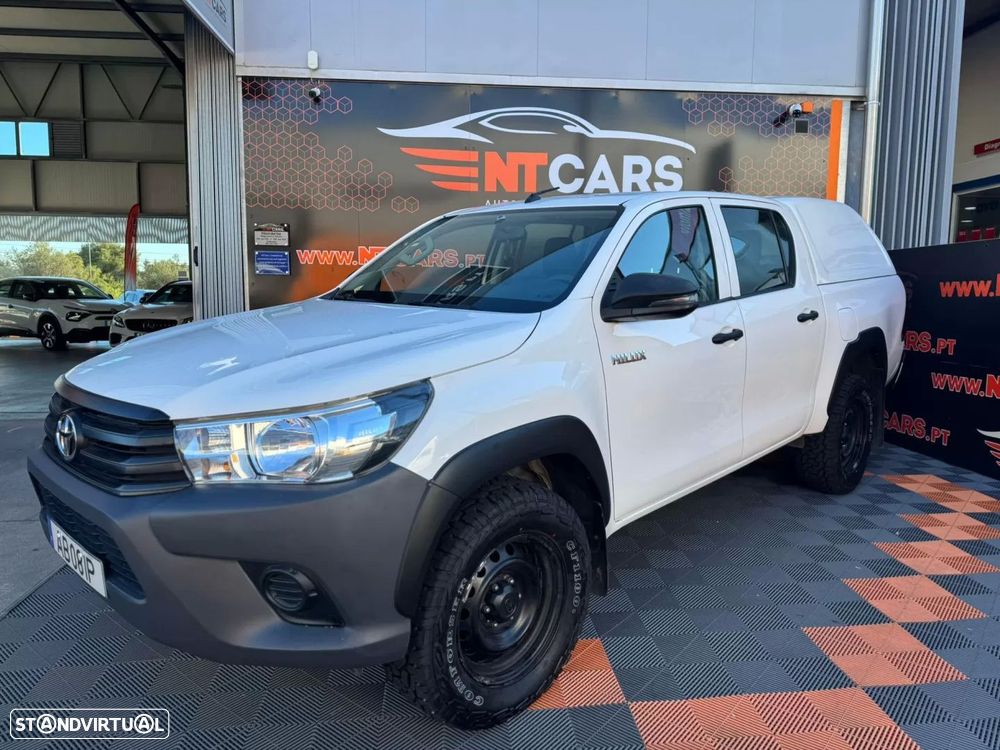 Toyota Hilux 2.4 D-4D 4WD CD CM - 1