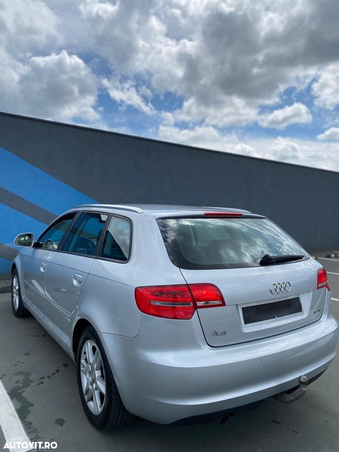 Audi A3 1.6 TDI Sportback Ambiente - 15