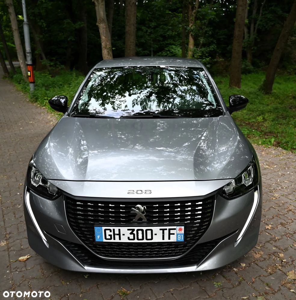 Peugeot 208 - 4