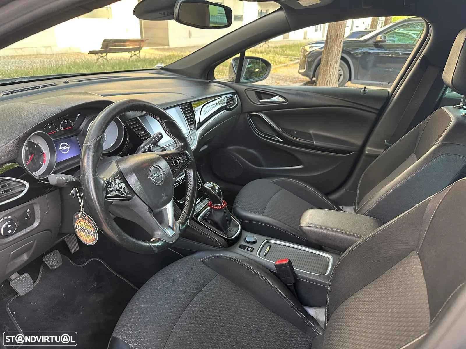 Opel Astra Sports Tourer - 2